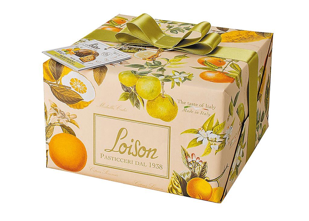 Breeze Super獨賣義大利Loison豔陽柑橙果乾耶誕麵包，搭配緞帶禮盒，500g，1350元。（微風提供）