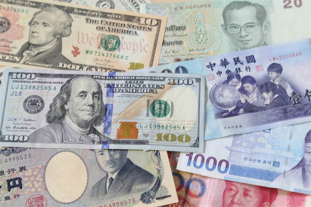 台灣流通過許多款貨幣，有部分樣式已經停止流通。（示意圖／shutterstock）