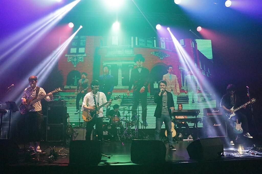 四分衛今在台北三創舉辦新歌首唱會。（闊思音樂提供）