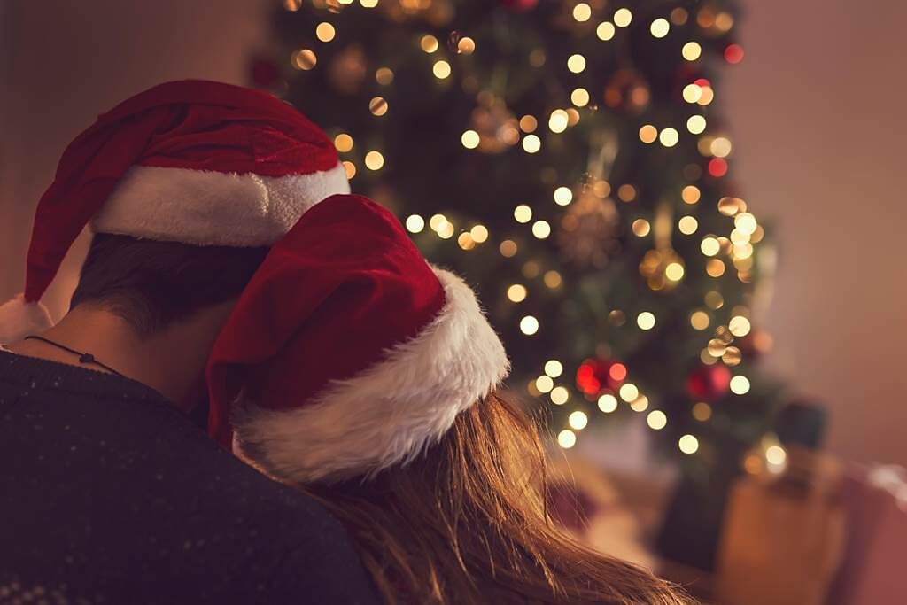 外國約會網站公布數據，指出聖誕節期間是偷情、出軌的高峰時期。(示意圖/達志影像)
