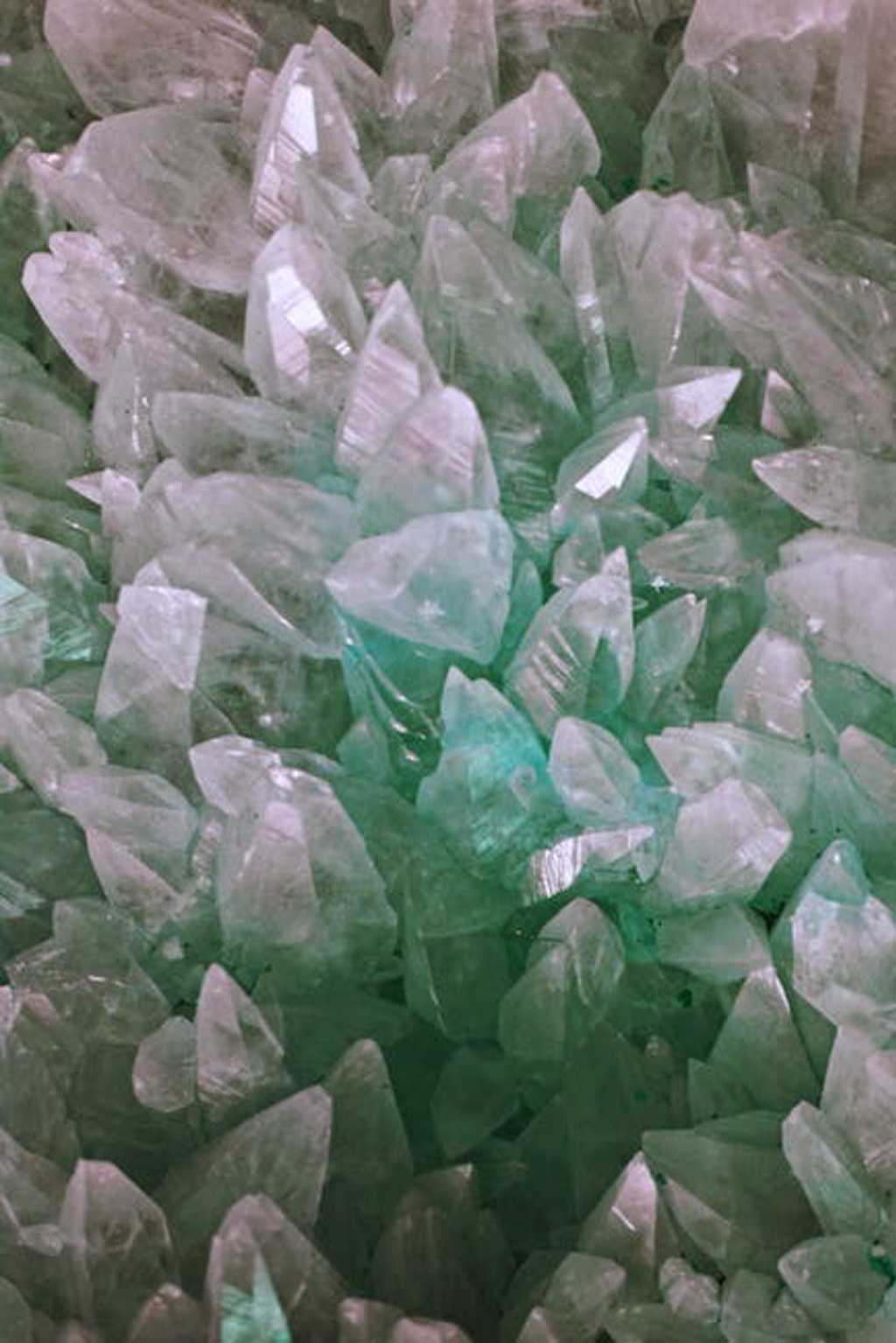 綠水晶有助於升官發財 (圖/pexels)