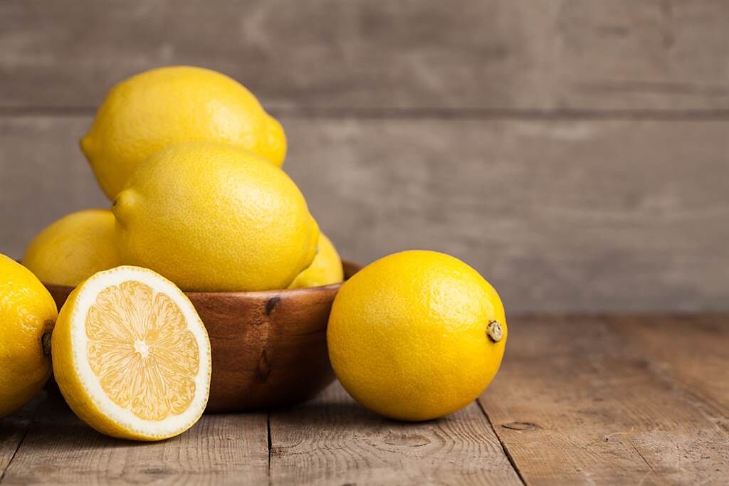 水果越酸維生素C不一定越高，例如芭樂完全不酸，但維生素C含量卻是檸檬的4倍。(示意圖/達志影像)