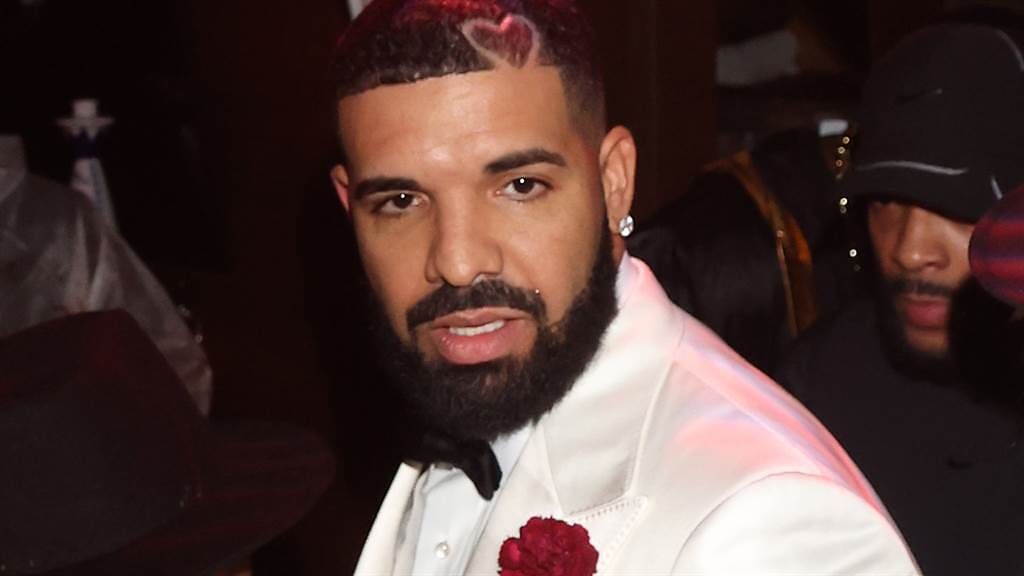 加拿大35歲饒舌歌手德瑞克（Drake）日前傳出怕被偷精生子竟在保險套裡加辣醬。（圖／達志影像）