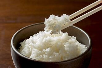 糙米和白米營養大不同怎麼選？農糧署曝黃金比例吃法