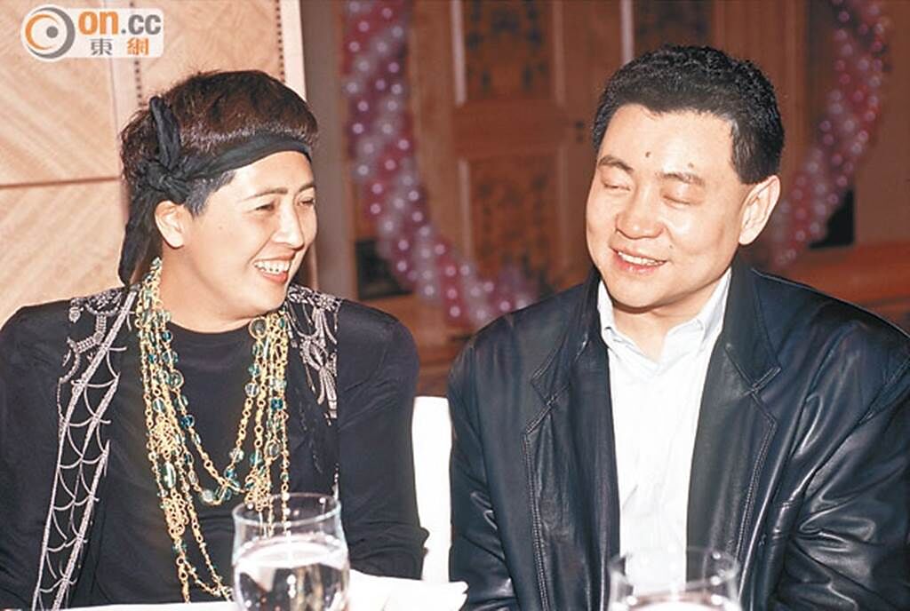 寶詠琴（左）1992年和劉鑾雄離婚。（圖／取自《on.cc東網》）