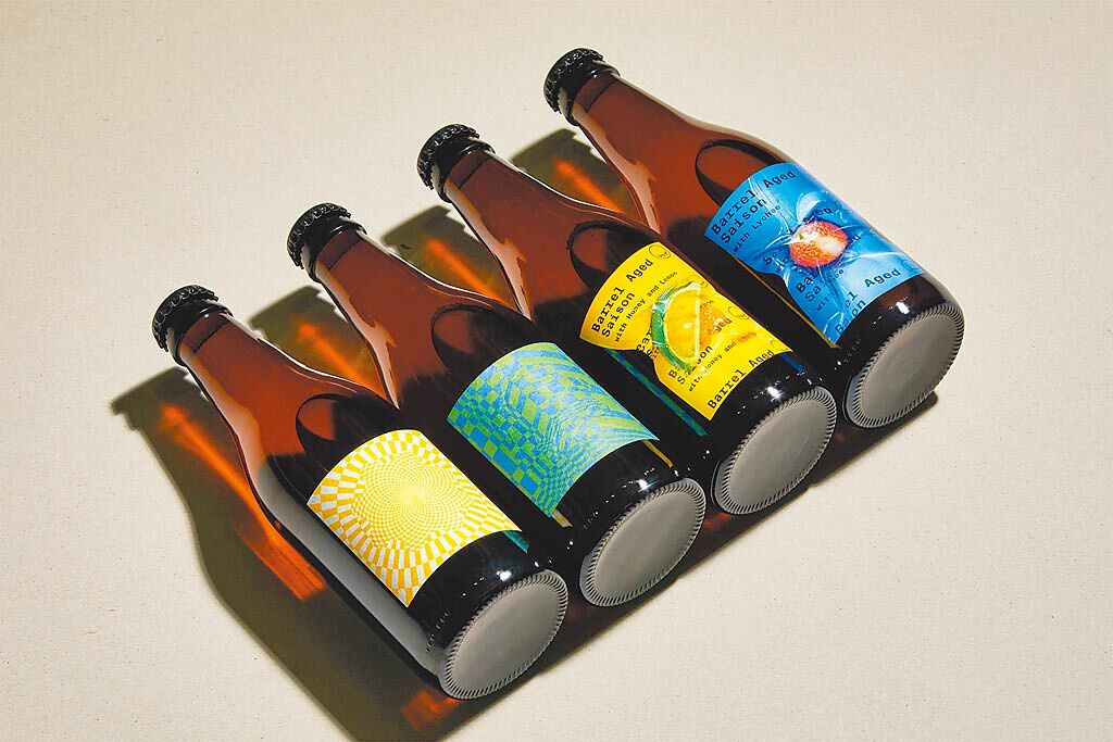 酉鬼啤酒「桶仔酒款 2.0」，新奇口味是年節小酌一杯的好選擇。（UGLY Beer提供）飲酒過量 有害健康