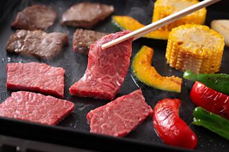 火鍋吃到飽限90分鐘 燒肉店也跟進惹民怨：肉是不用烤？