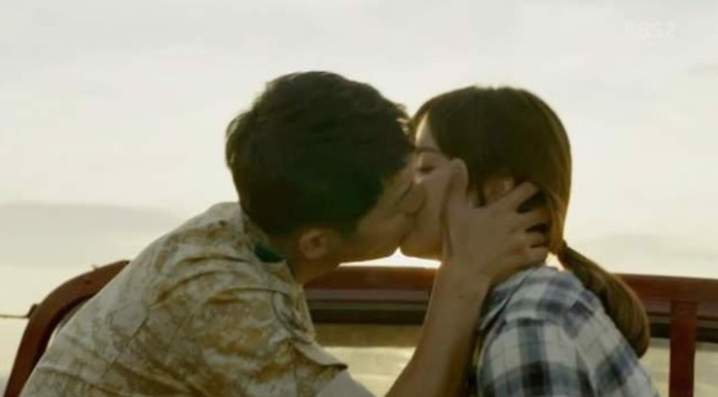接吻竟然能瘦身！(圖/翻攝自KBS2)
