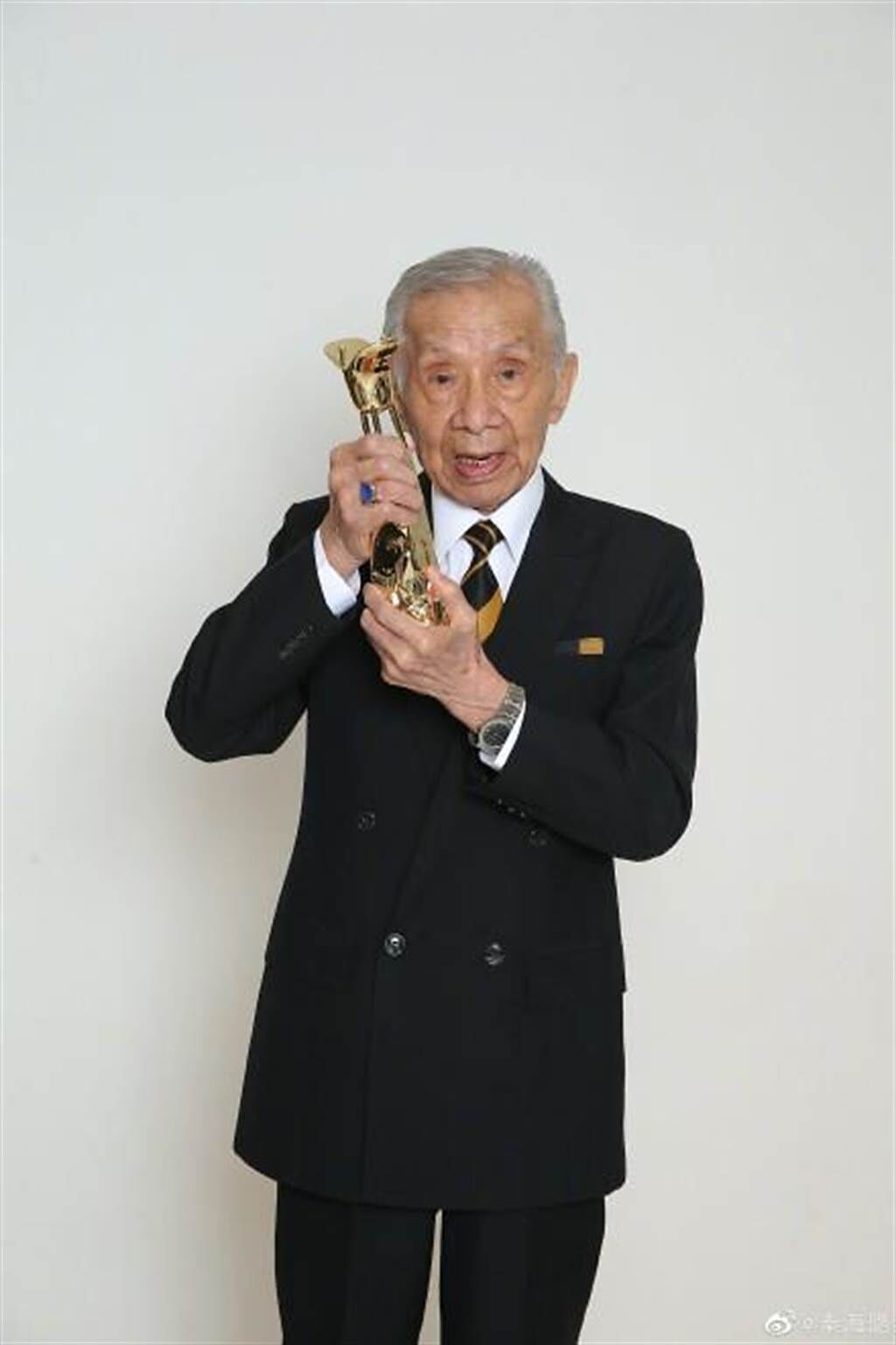 常楓憑藉《拂鄉心》在「上海國際電影節金爵獎」上奪下影帝。（摘自微博）