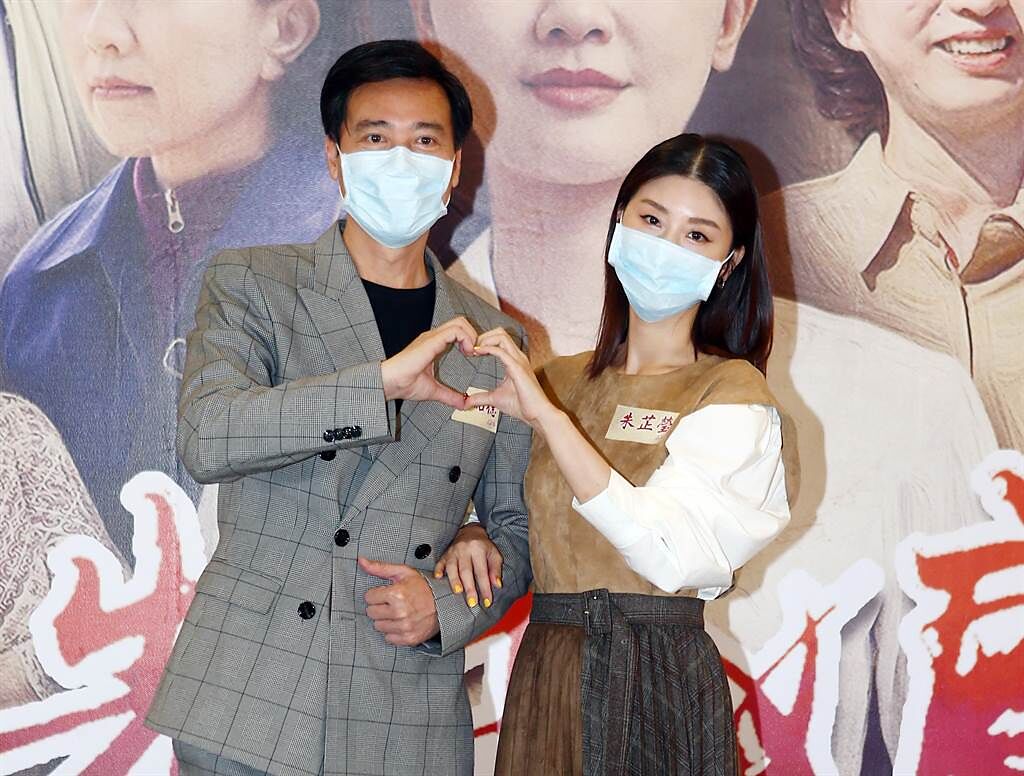 尹昭德與金鐘視后朱芷瑩在《先生娘》飾演鶼鰈情深的醫生與醫生娘。（鄧博仁攝）
