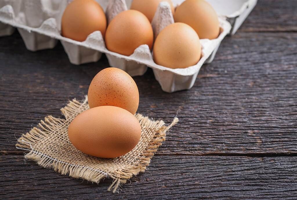 不吃蛋會怎樣？營養師教你用這些食物替代。(示意圖/Shutterstock)