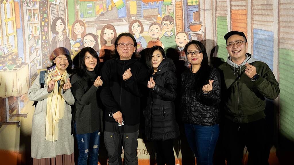導演楊力州邀請《愛別離苦》主角們一起參與台北首映會。（後場音像紀錄工作室提供）