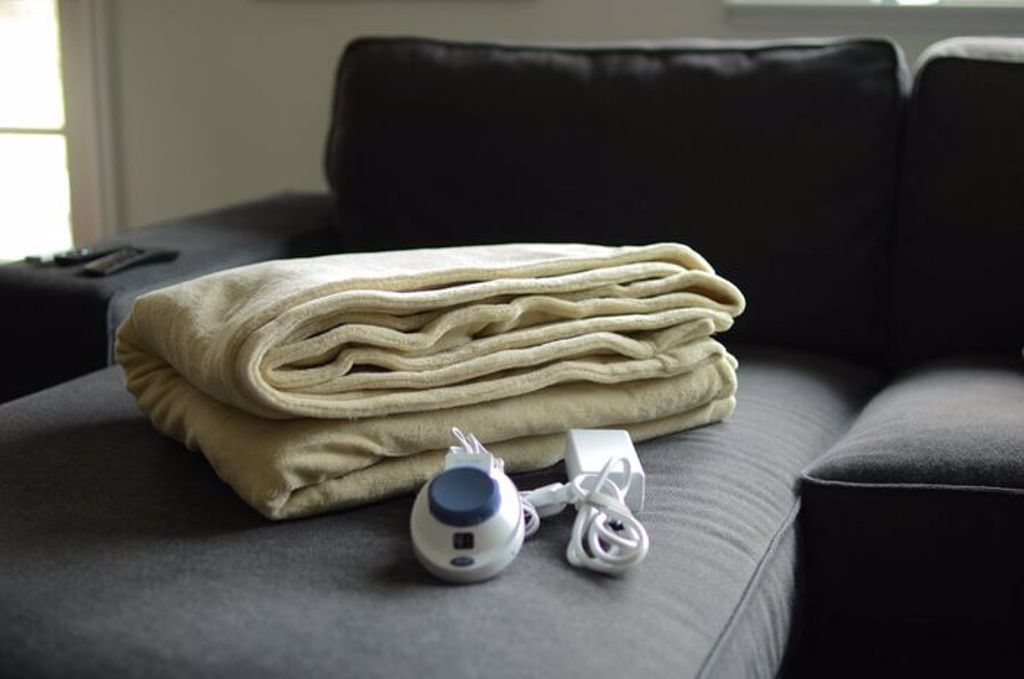 寒流來襲網友大推用電熱毯保暖。(圖/翻攝自myfone.blog)
