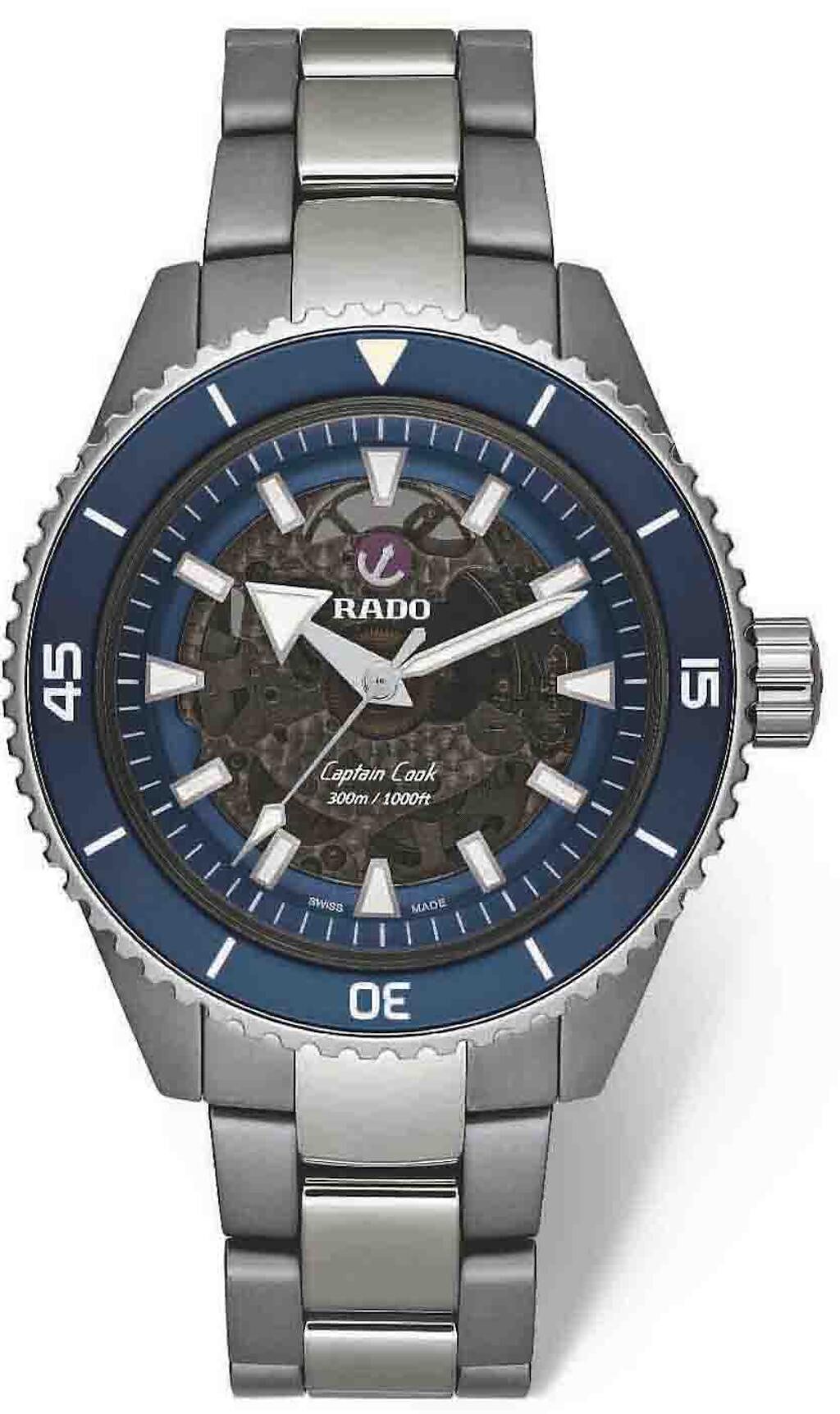 Rado瑞士雷達表庫克船長300米電漿高科技陶瓷鏤空自動腕錶，11萬7500元。（Rado瑞士雷達表提供）