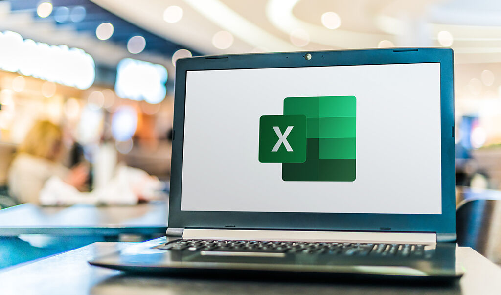 一名女網友表示，來面試行政人員的求職者大多都不會使用Excel，讓她十分傻眼。（示意圖／Shutterstock）