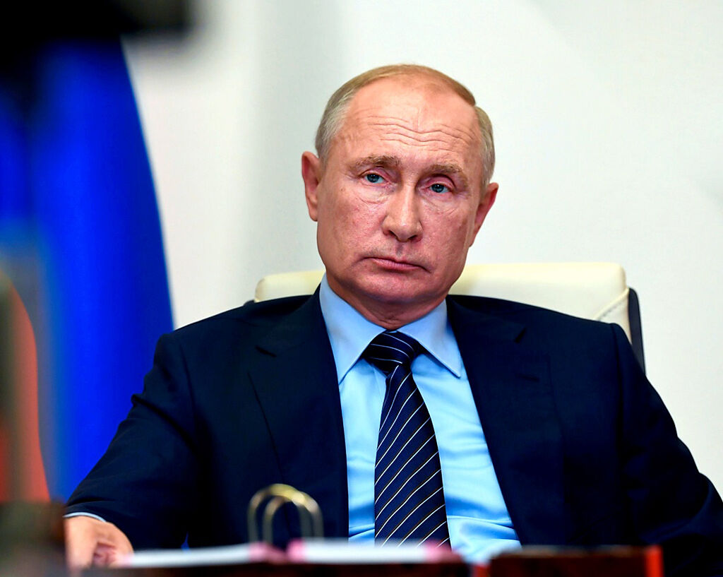 俄羅斯總統普丁16日坦承，西方制裁對俄羅斯的經濟造成衝擊。（資料照／shutterstock）