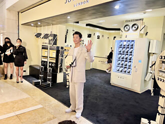 許光漢、范少勳、徐佳瑩齊推美妝好物 全球唯一機器人概念店超吸睛