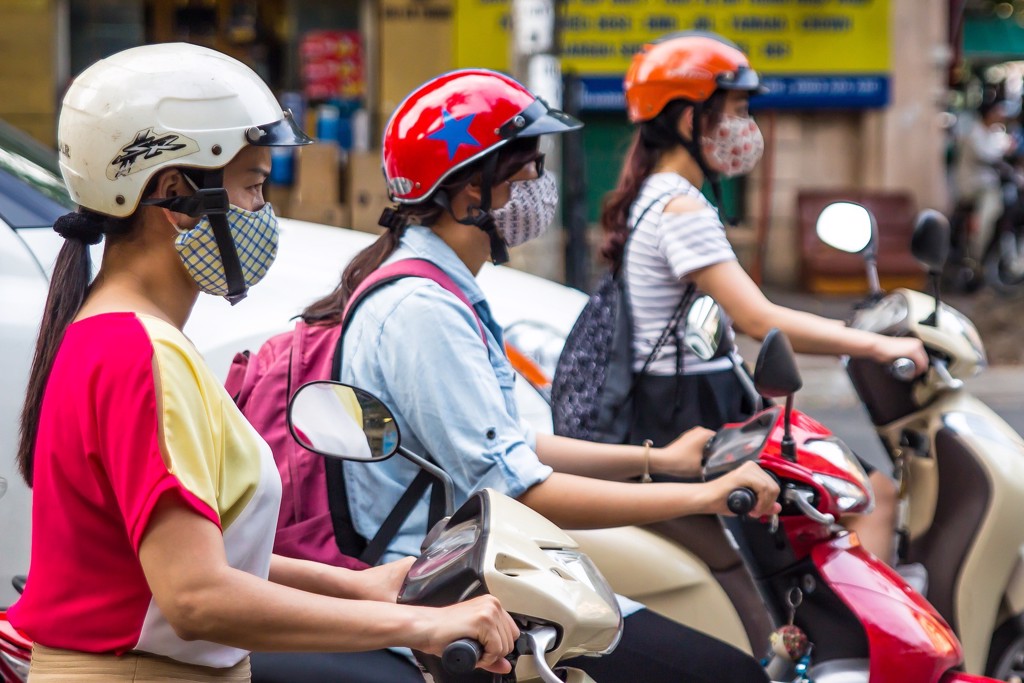 網友認為台灣天氣悶熱，若戴全罩式安全帽，會很不適。（圖／翻攝pixabay）
