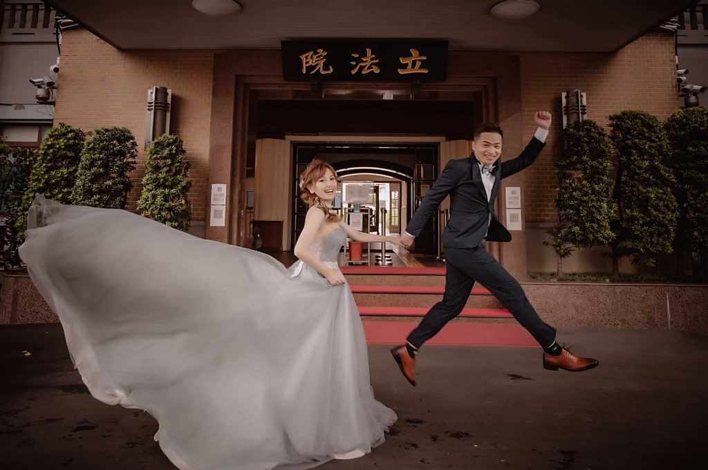 TVBS新聞主播韋家齊與政治新聞記者羅旺哲27日舉辦婚禮。（圖／羅旺哲的新聞觀察室 facebook）