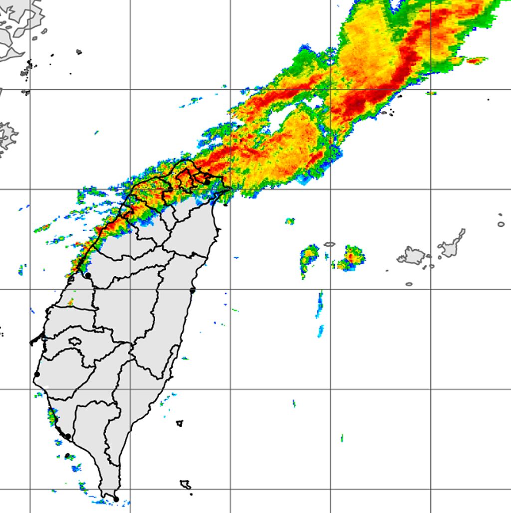鋒面前緣天氣變化劇烈，今晨北台灣有明顯雨勢，下半天轉涼。（中央氣象局提供）