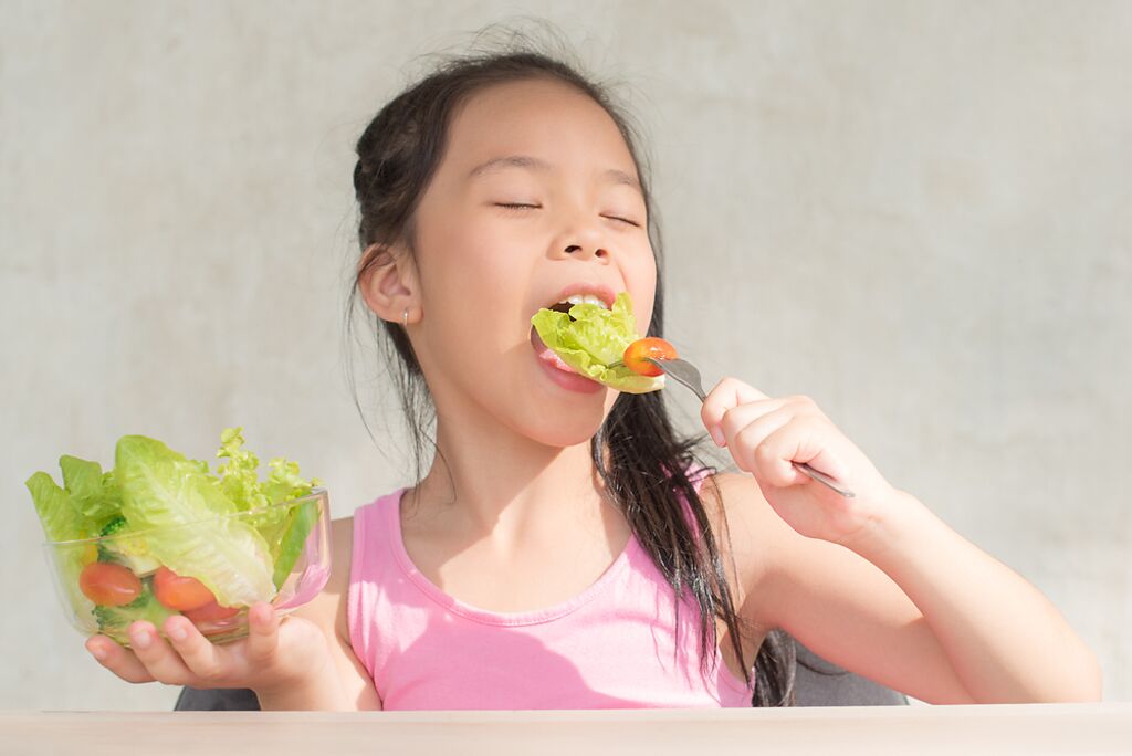 4種營養素抗氧化、抗發炎、減少過敏 這顏色蔬果也幫大忙。(示意圖/Shutterstock)