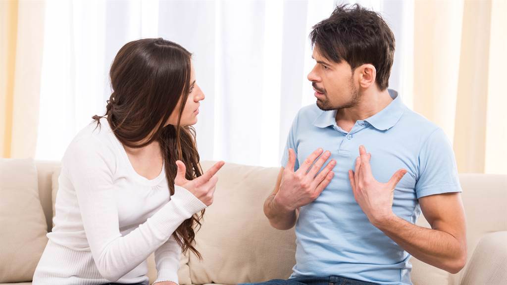 夫妻爭吵都需要雙方好好溝通、理解才能解決。(圖/翻攝自shutterstock)