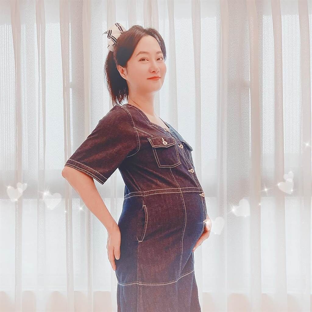 趙小僑公布懷孕30周好消息。（經紀人林修毅提供）
