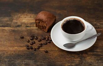 營養師點名6種人少喝咖啡：恐害頭痛、腹瀉還更累