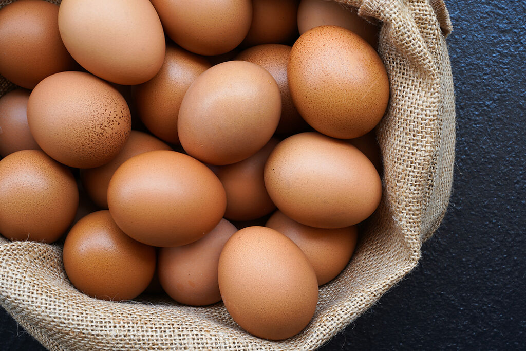 乳癌名醫江坤俊確診康復，透露自己為了補充蛋白質，一天可以吃5顆蛋。（示意圖／Shutterstock）
