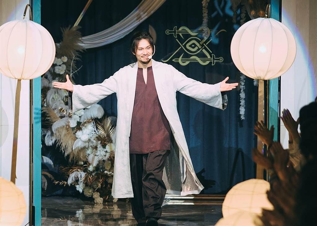 姚淳耀在《我願意》飾演邪教教主。（絡思本娛樂製作公司提供）