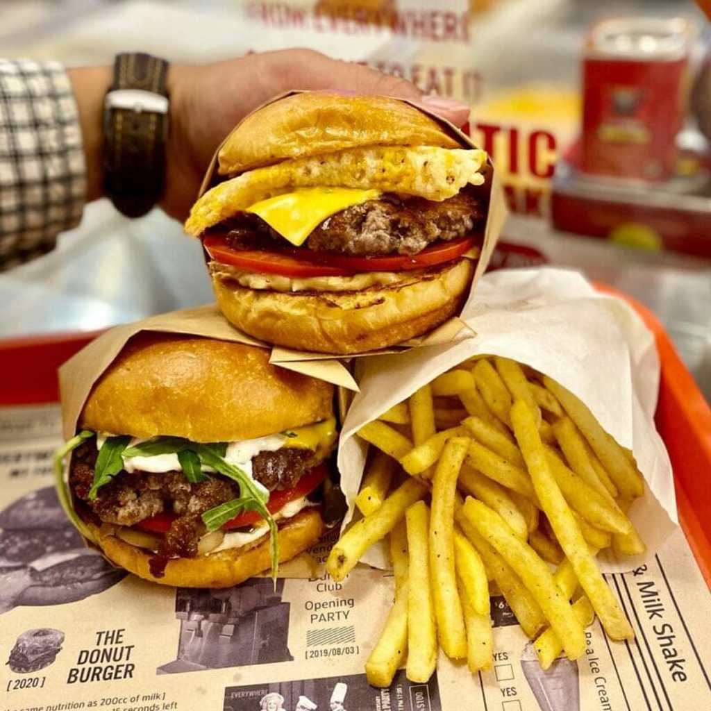 Everywhere burger club漢堡俱樂部(圖片來源/@peilan_food_travel)