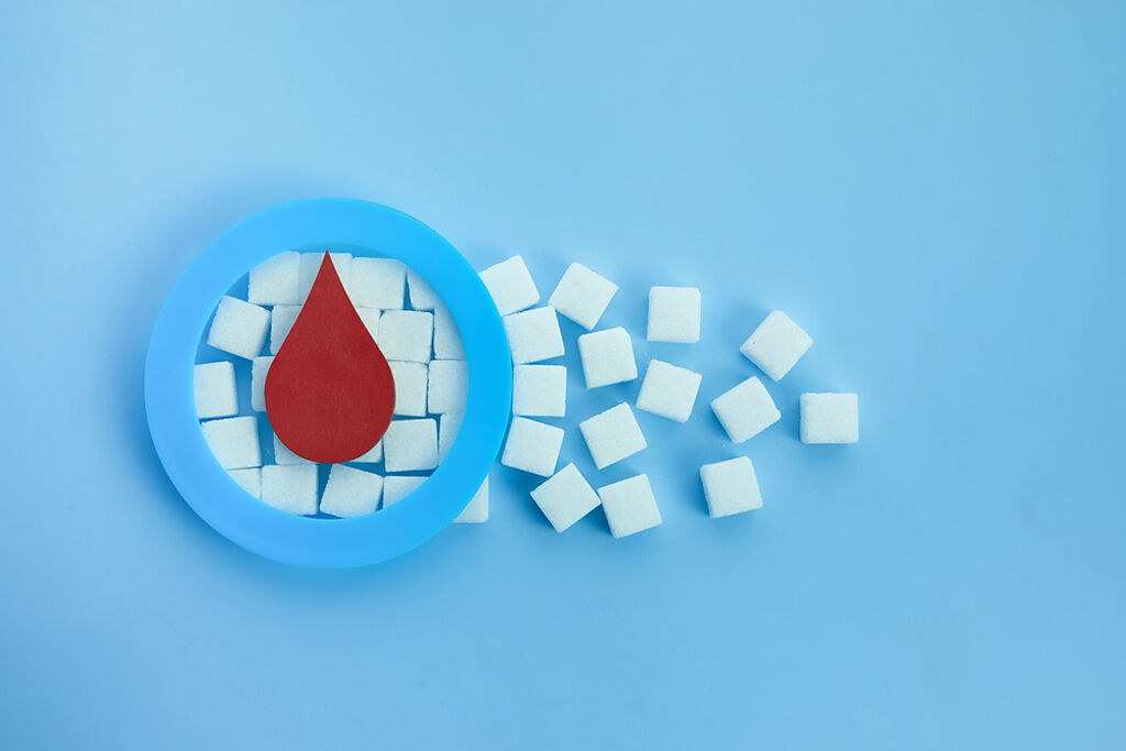 血糖高不等於糖尿病！醫曝4症狀 已是超標警報。(示意圖/Shutterstock)
