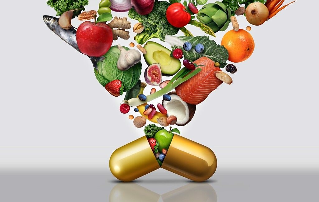 專家建議每日補充8大保健食品，可為人體增強免疫力，預防重症。(圖/shutterstock)