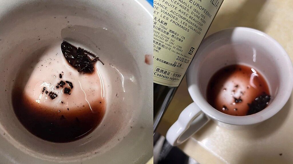 一名女網友在喝完的紅酒底部發現渣渣，沒想到居然是蟑螂。（圖／取自爆廢公社公開版）
