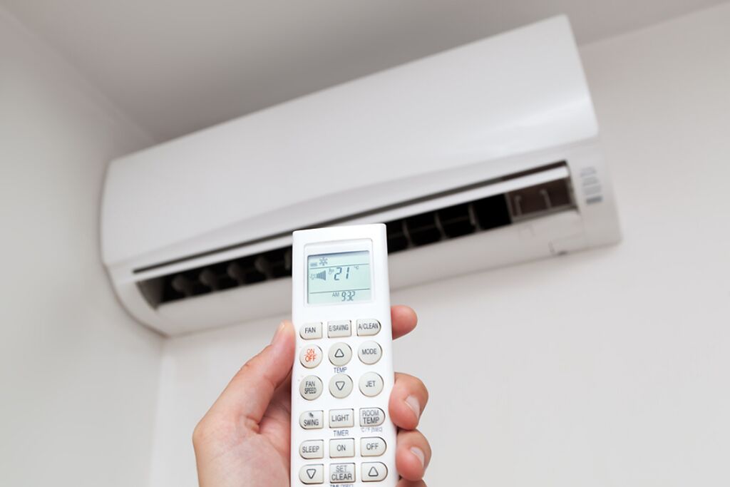 住進西曬房，導致用電量大增，連變頻冷氣都無用。（示意圖／Shutterstock）
