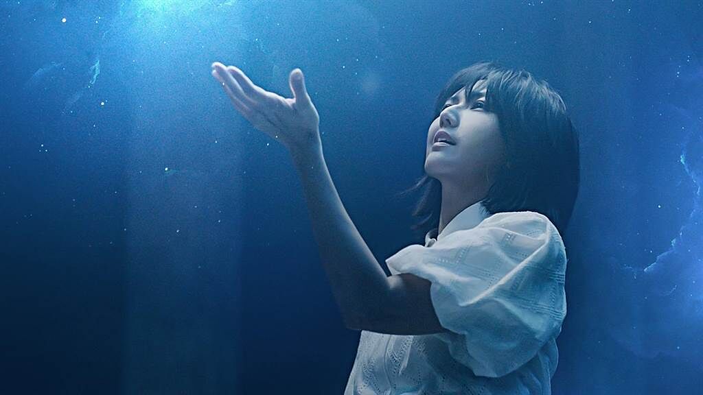 孫燕姿推出新作〈擒光〉將生活的感悟融入歌曲。（MAKE ／ MUSIC提供）