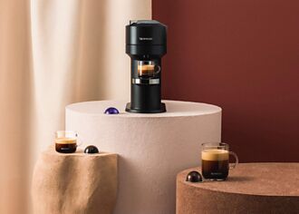 來杯咖啡傳達溫暖心意  Nespresso Vertuo成父親節禮物首選  科技領銜零失誤  創新美式咖啡就是完美父親縮影
