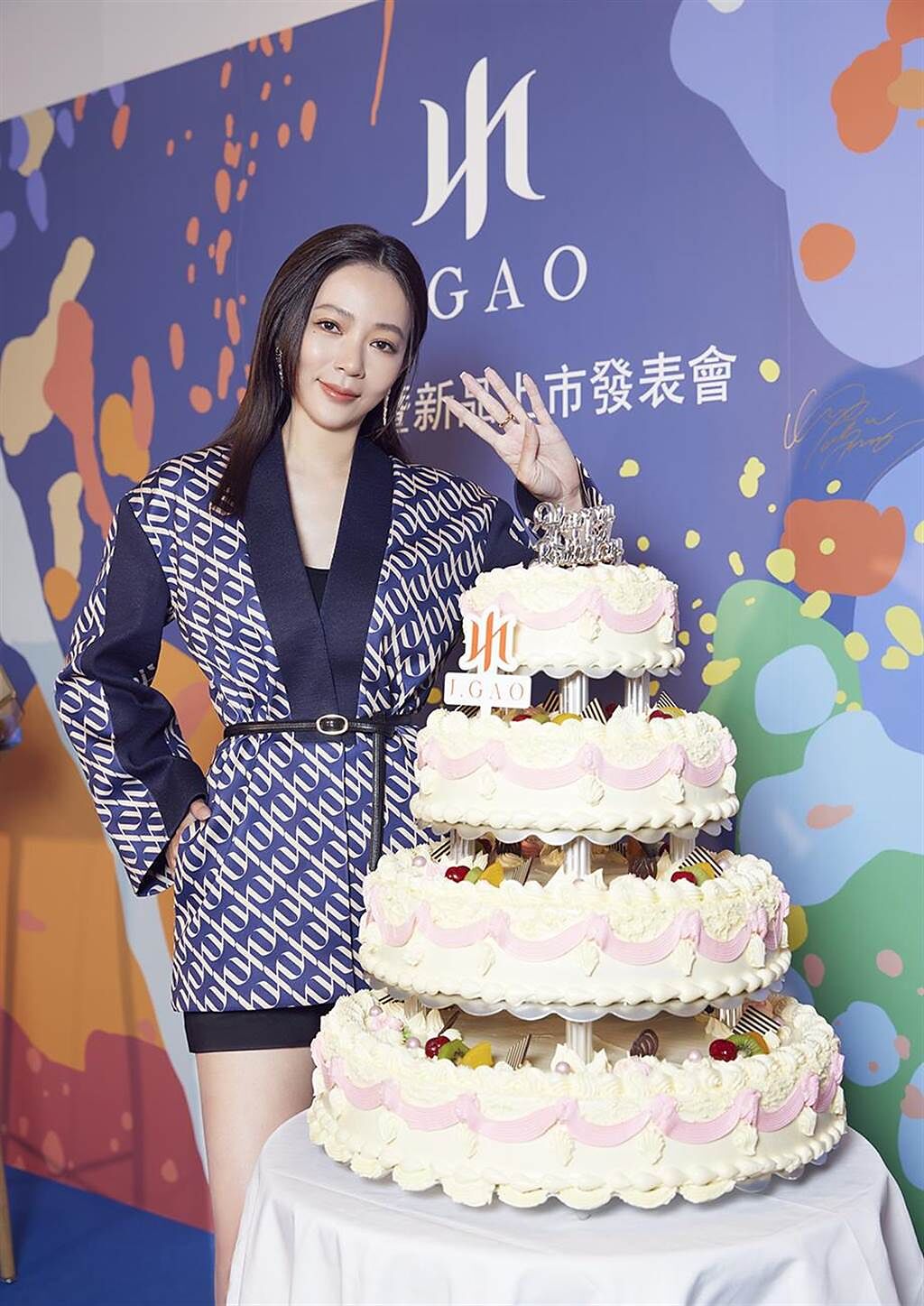 J.GAO主理人高宇蓁開心慶祝品牌4周年慶。（J.GAO提供）