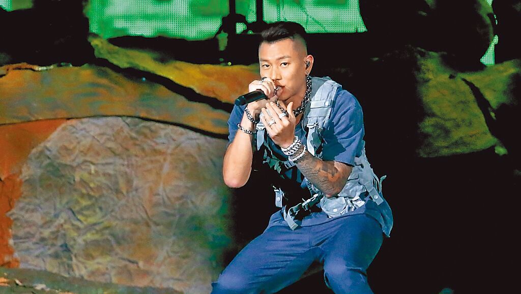 瘦子昨起一連3天在台北小巨蛋開唱，吸引大批粉絲到場支持。（粘耿豪攝）