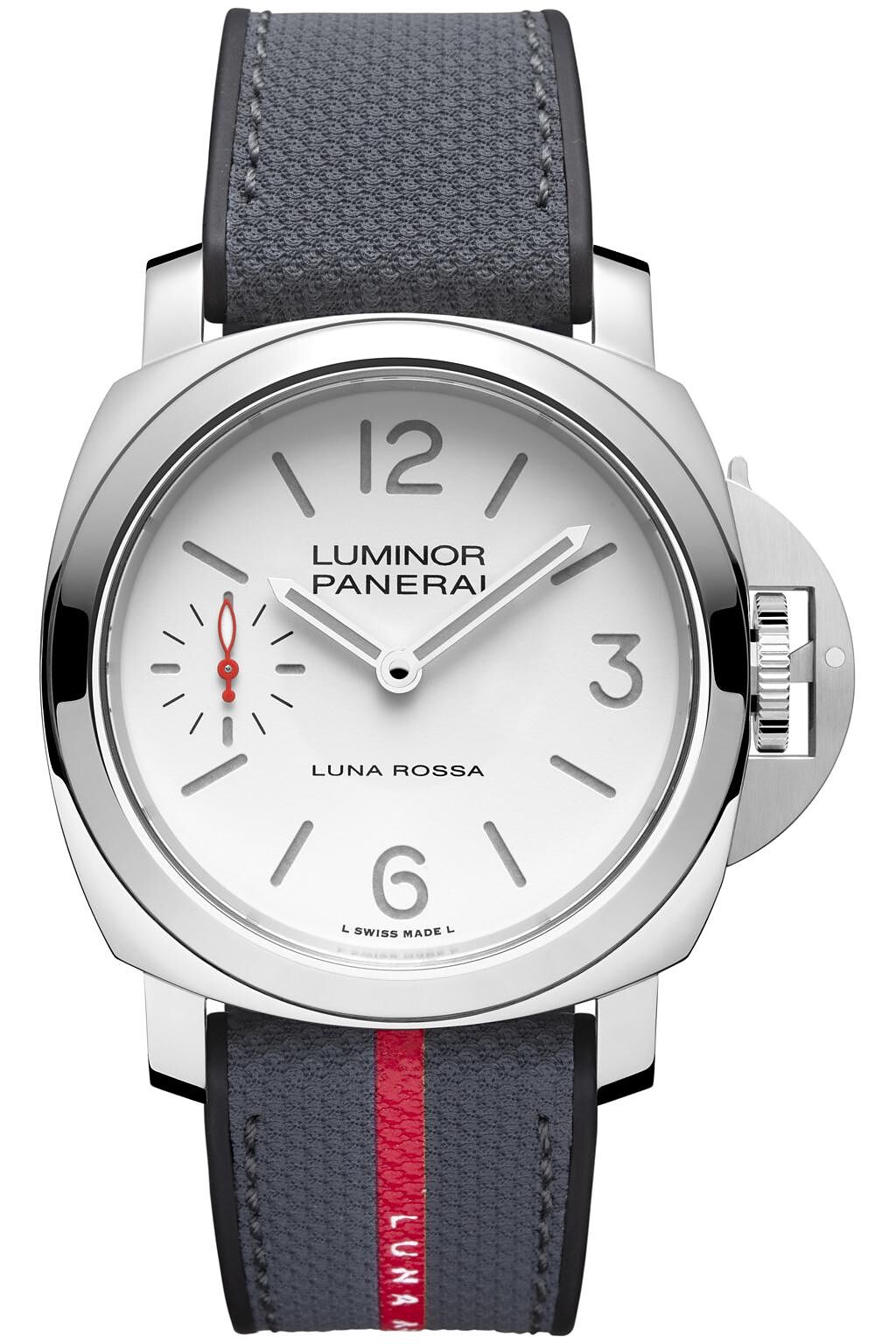 沛納海與Luna Rossa帆船隊合作聯名Luminor Luna Rossa腕表，18萬元。（Panerai提供）