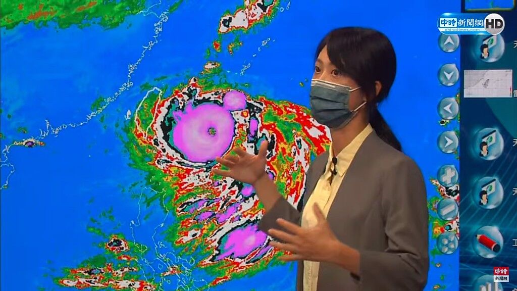 颱風假有機會，氣象局曝2條件「不排除發陸警」。（圖／翻攝自直播）