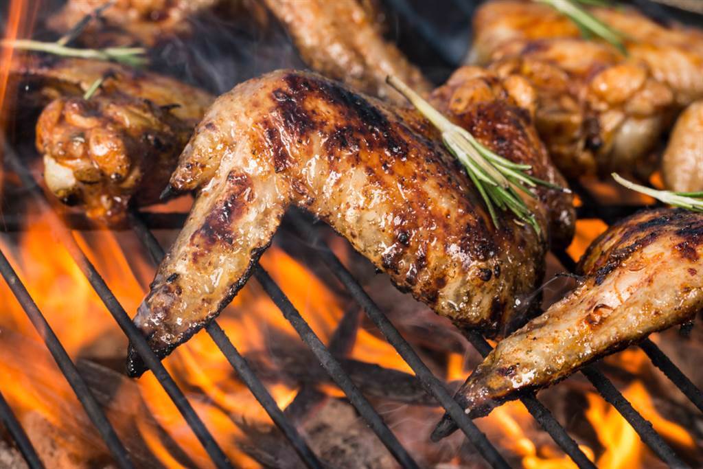 許多網友點名雞肉類非常難烤。(示意圖/翻攝自Shutterstock)