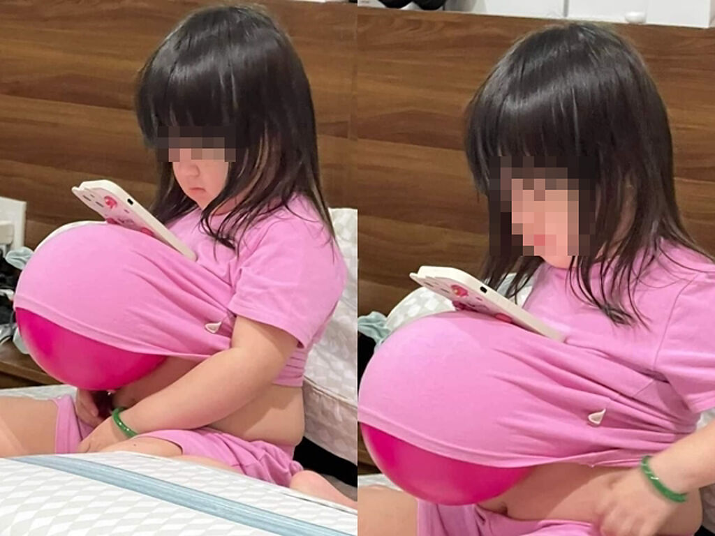 1名小女童被發現坐在床上，把氣球塞進衣服內，形成「小小假孕婦」，但其實氣球是「手機架」，小女童把手機放在氣球上，忘神地盯著螢幕。（翻攝自臉書「爆廢公社」）