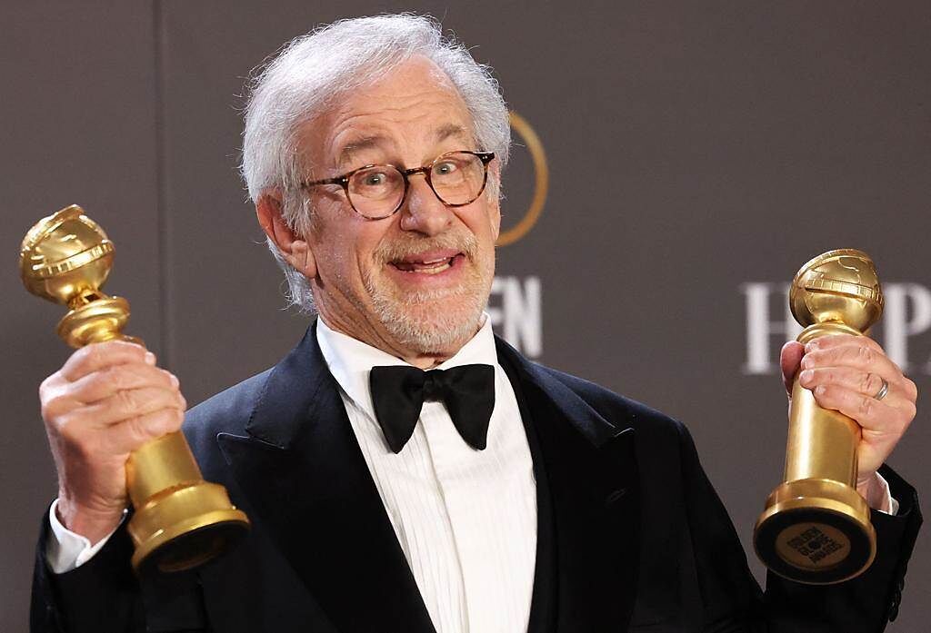 史蒂芬史匹柏執導的《法貝爾曼》勇奪劇情類最佳導演及最佳影片2項大獎。（路透）