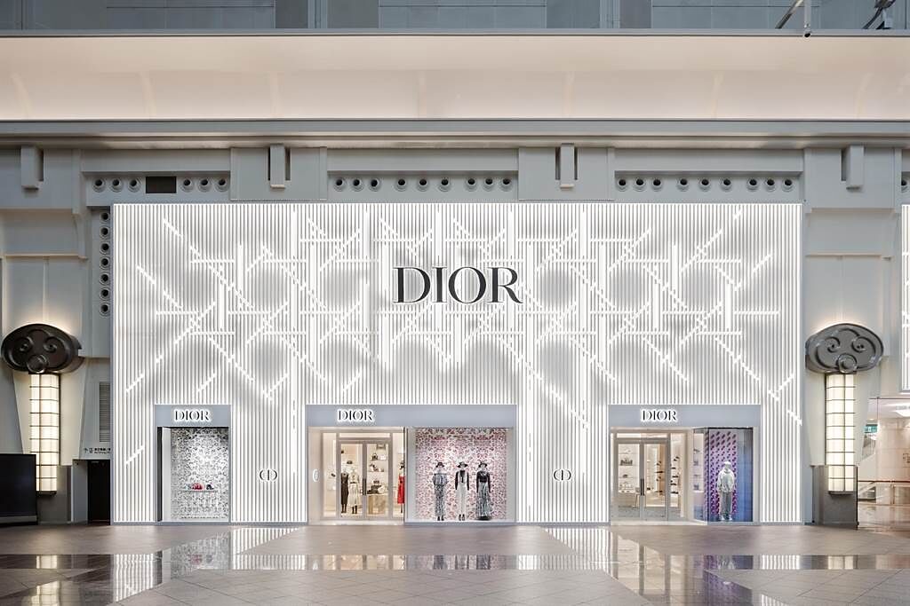 以全新面貌與大家見面的Dior台北101專賣店。（Tim Franco攝）