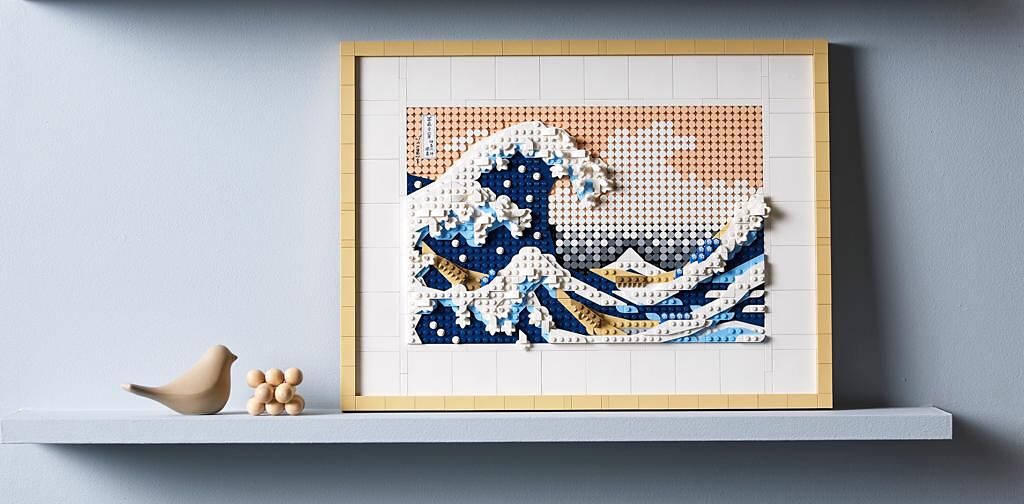 樂高藝術推出日本經典名畫新作《神奈川沖浪裏》。（LEGO Art提供）