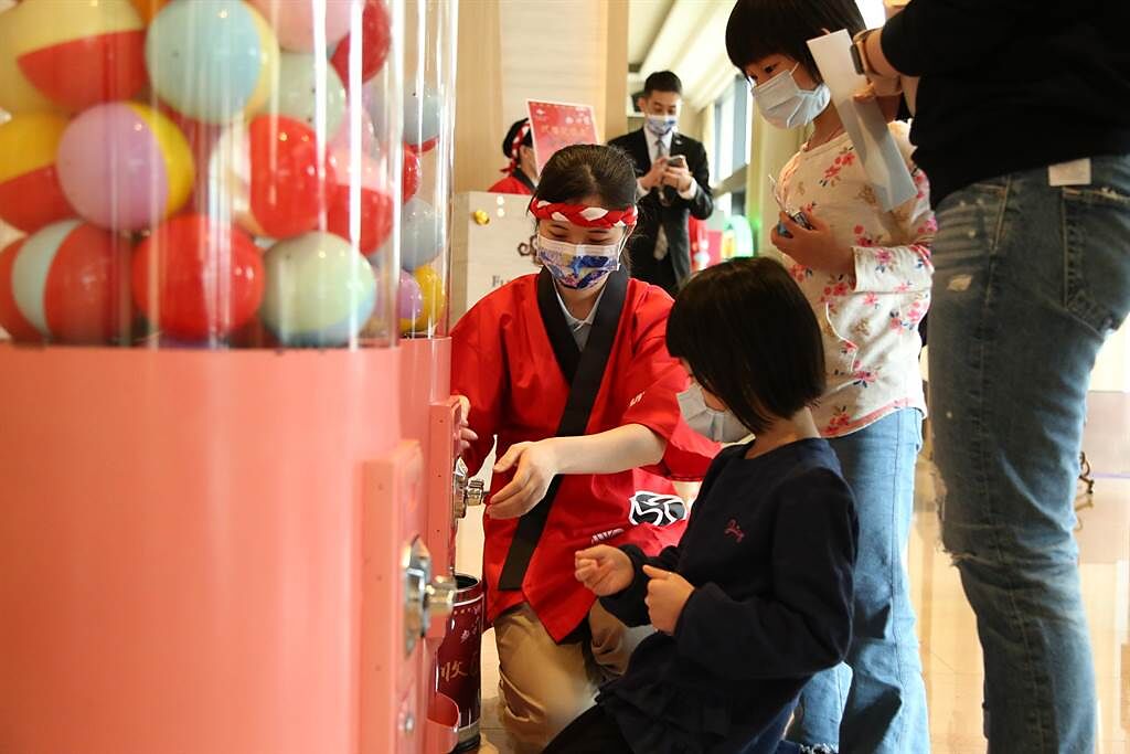 日月潭雲品溫泉酒店則推出「GO 兔 JAPAN」新春活動，大年初一至初七打造「歳の市」日式年街。（業者提供／楊靜茹南投傳真）
