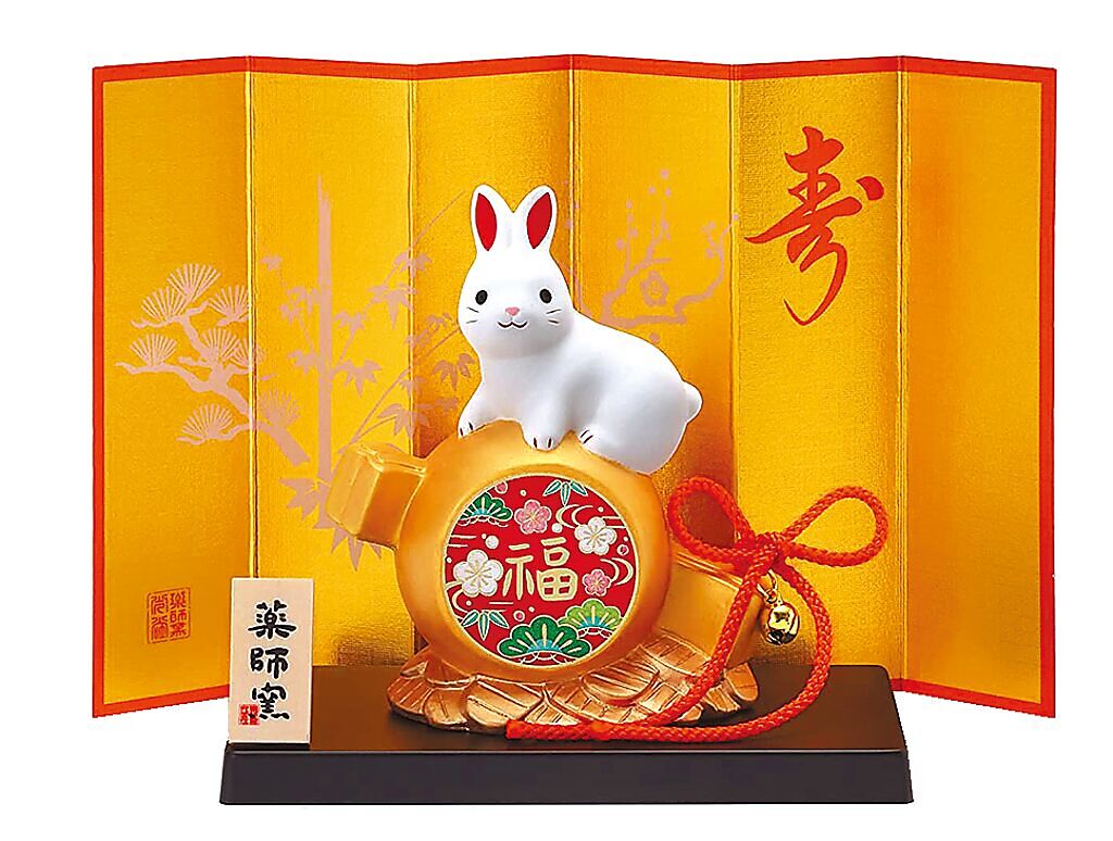 日本的招財金槌兔象徵工作勤勉，帶來事業好運。（台隆手創館提供）