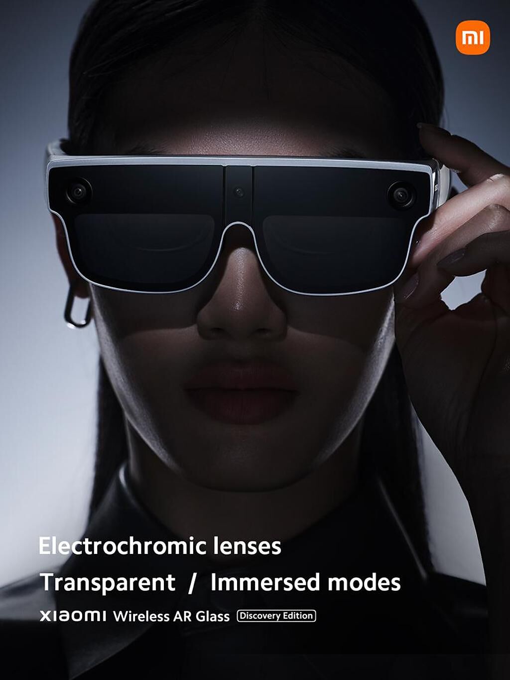 小米無線AR眼鏡探索版專為個人體驗而設計，不依賴與電腦運算設備的有線連接，眼鏡本體重量僅為126公克。（圖／業者提供）
